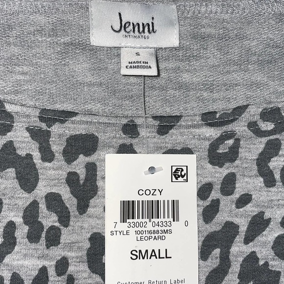 Jenni on Repeat Super Soft Crew Sleep Top, top only - Picture 5 of 8